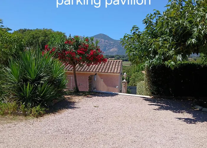 Acces Piscine - T2 Serena *