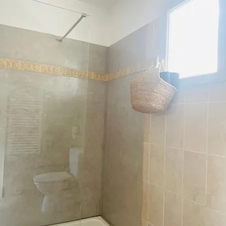 Acces Piscine - T2 Serena *