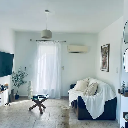 Acces Piscine - T2 Serena *