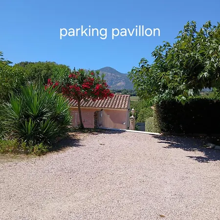 Acces Piscine - T2 Serena *