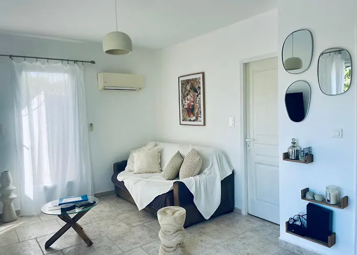 Acces Piscine - T2 Serena