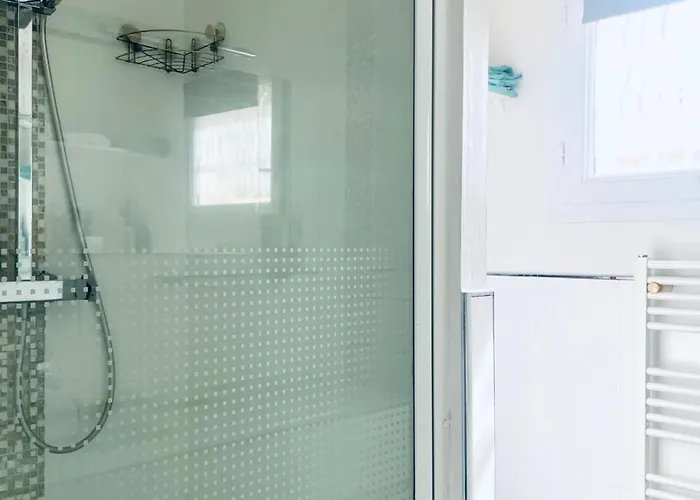 Acces Piscine - T2 Serena شقة *